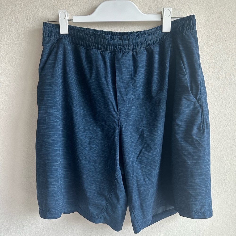 Lululemon Pace Breaker w/Liner Men’s Large